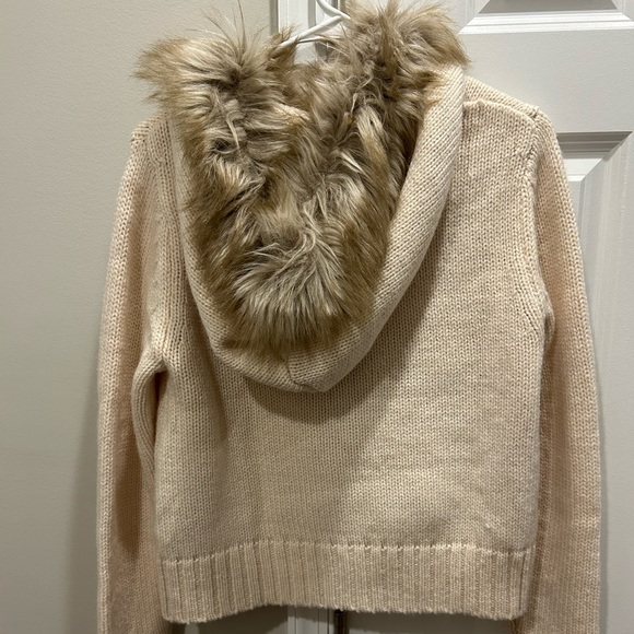 H&M Beige Cardigan with Faux Fur Trim - Picture 3 of 4
